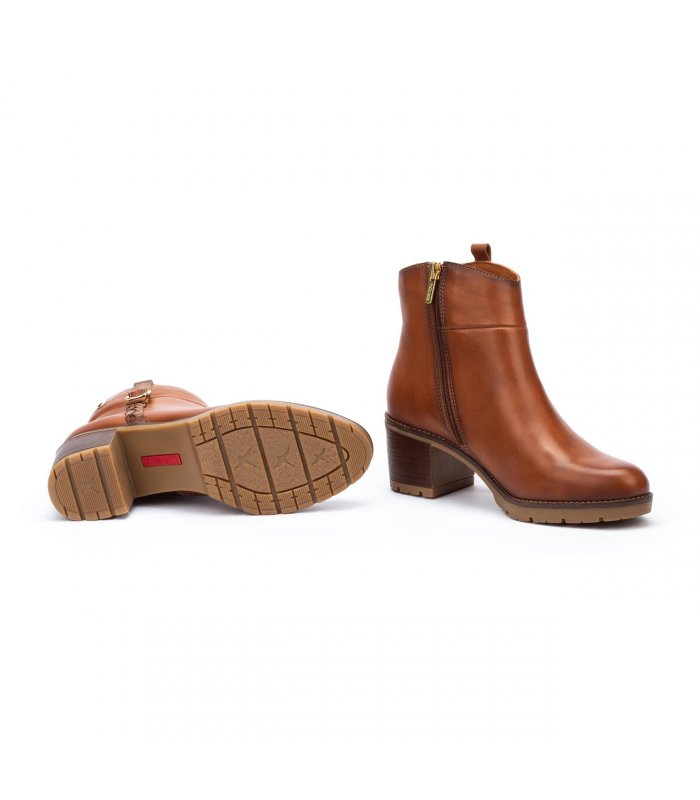 Pisos flexibles en Pikolinos Llanes W7H-8578