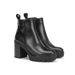 Dorking by Fluchos Alert...